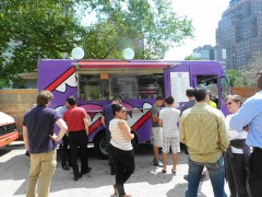 munchie mobile outside