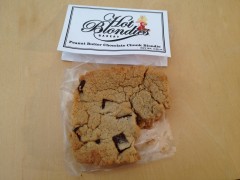 Hot Blondies Bakery PB Blondie