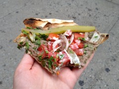 Toum Kafta sandwich detail